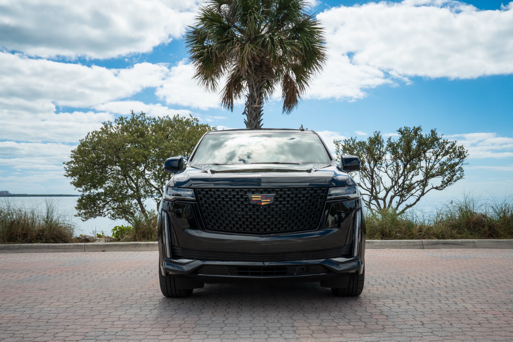 Cadillac Escalade photo