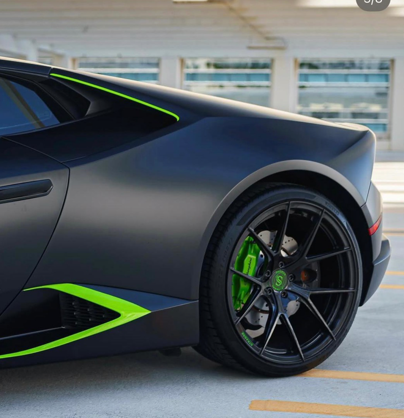 Lamborghini Huracán EVO photo